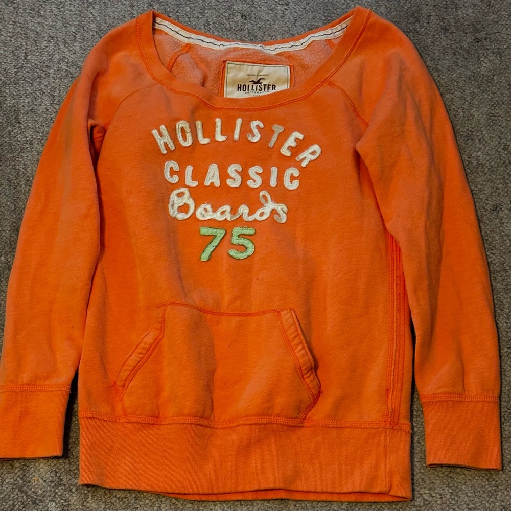 Hollister Women's Orange Sweater